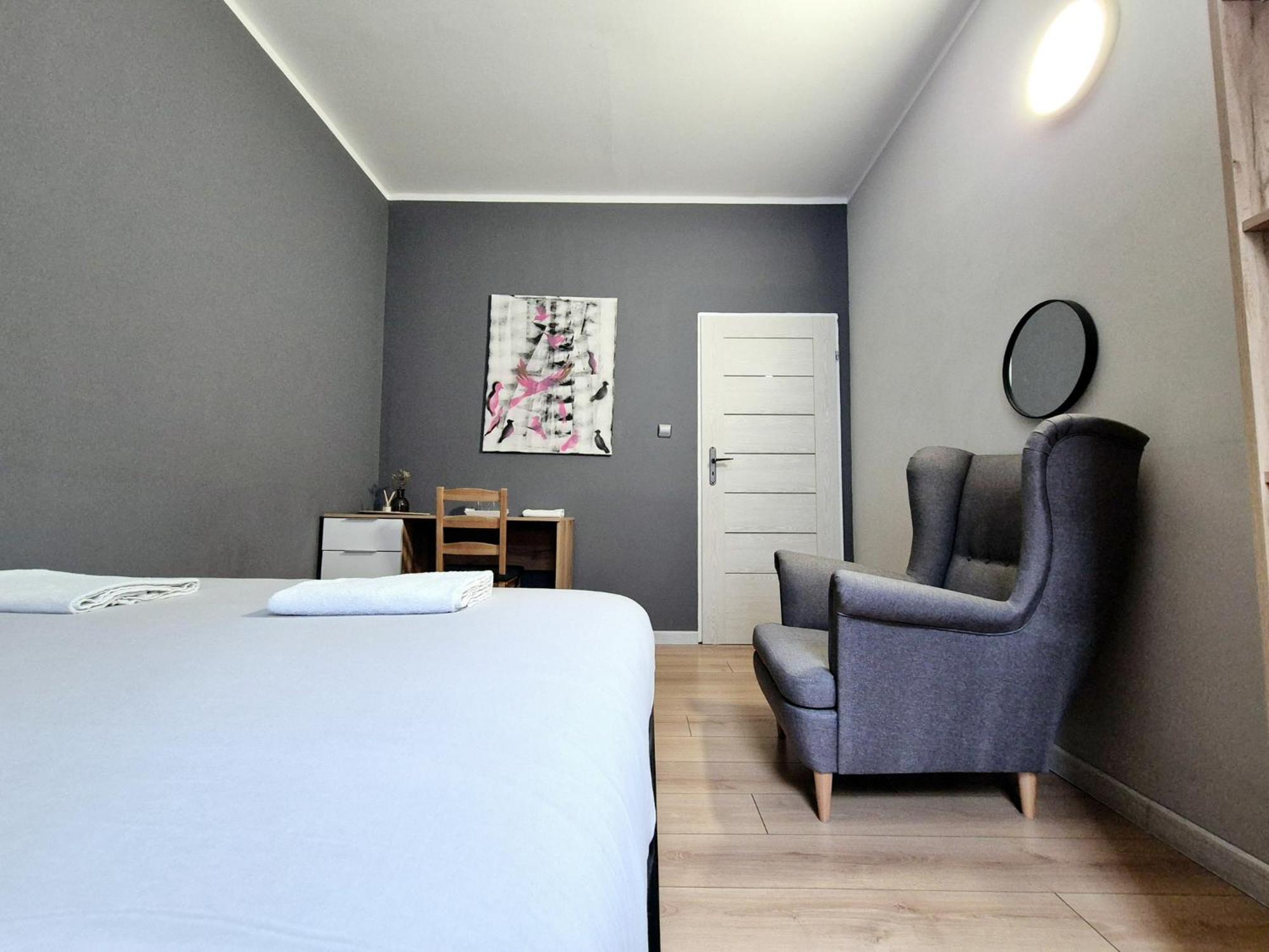 Pini Hostel - Przytulne Pokoje W Centrum Krakowa Luaran gambar