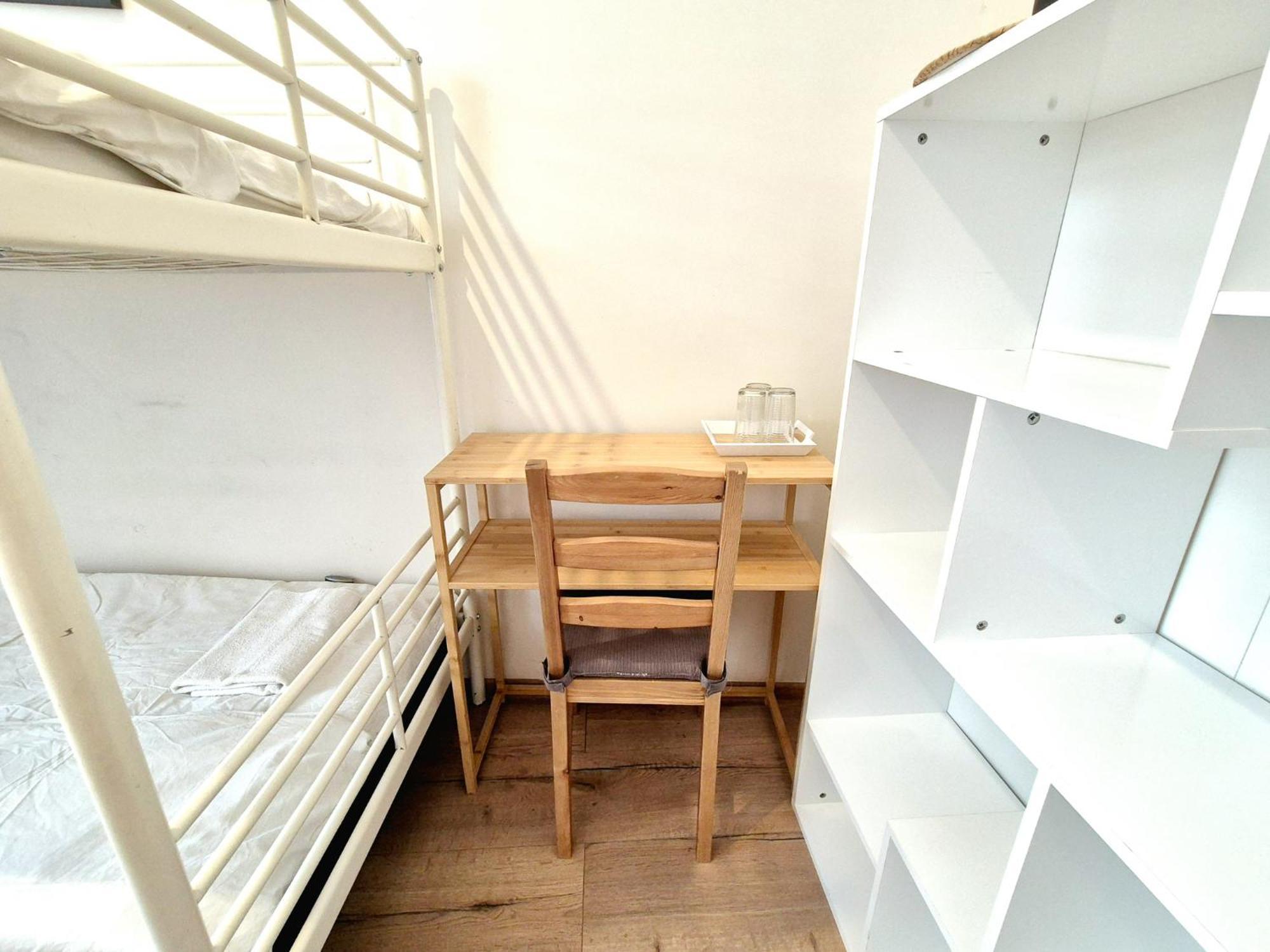 Pini Hostel - Przytulne Pokoje W Centrum Krakowa Luaran gambar