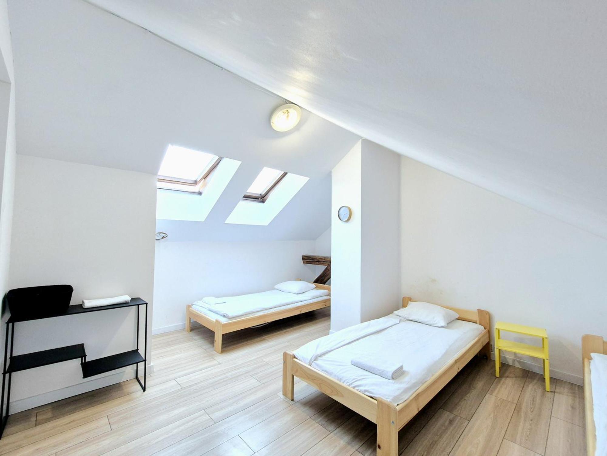 Pini Hostel - Przytulne Pokoje W Centrum Krakowa Luaran gambar