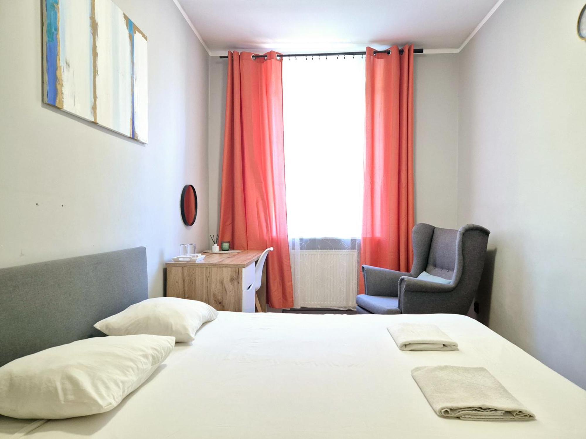 Pini Hostel - Przytulne Pokoje W Centrum Krakowa Luaran gambar