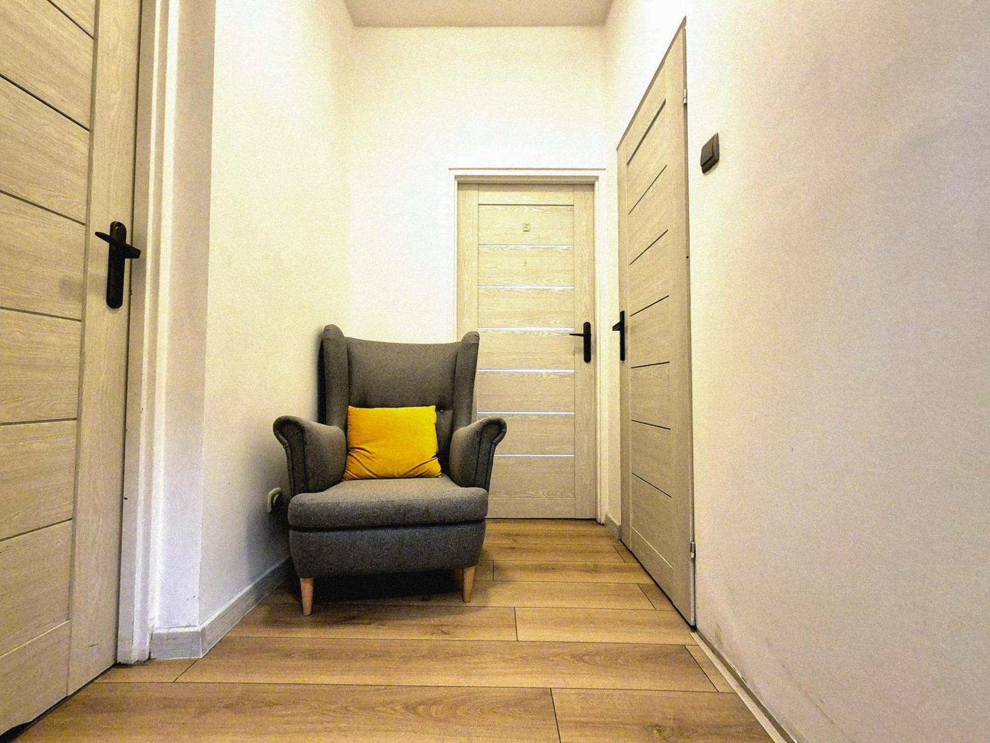 Pini Hostel - Przytulne Pokoje W Centrum Krakowa Luaran gambar