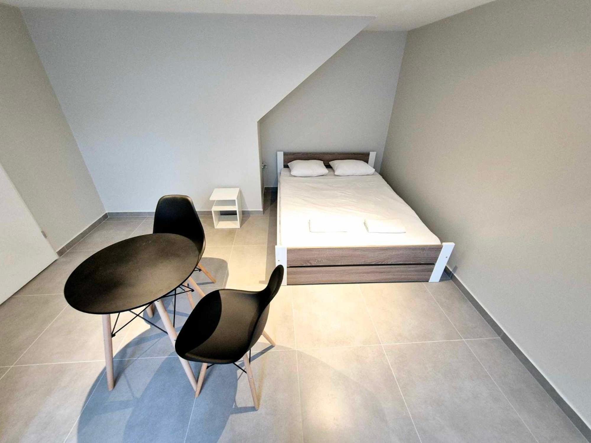 Pini Hostel - Przytulne Pokoje W Centrum Krakowa Luaran gambar